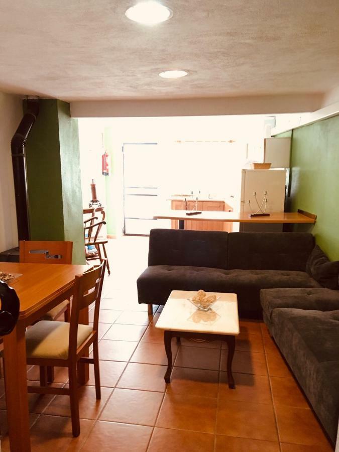 Гостевой дом La Casita Santa Barbara Macastre Экстерьер фото
