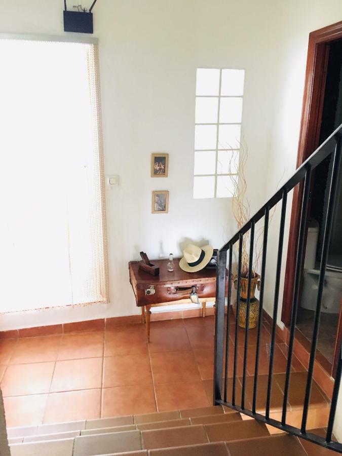 Гостевой дом La Casita Santa Barbara Macastre Экстерьер фото